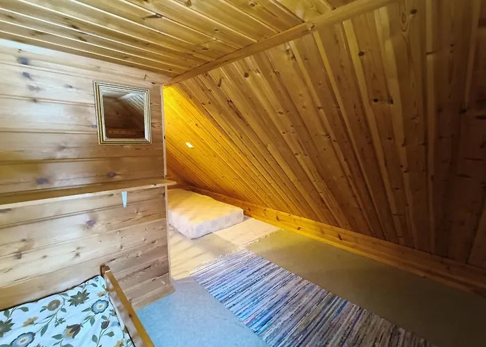 Hulhavantuvat 1 샬레 소티